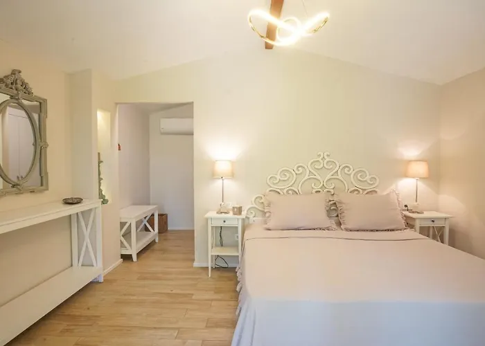 מלון Dirik Surf *